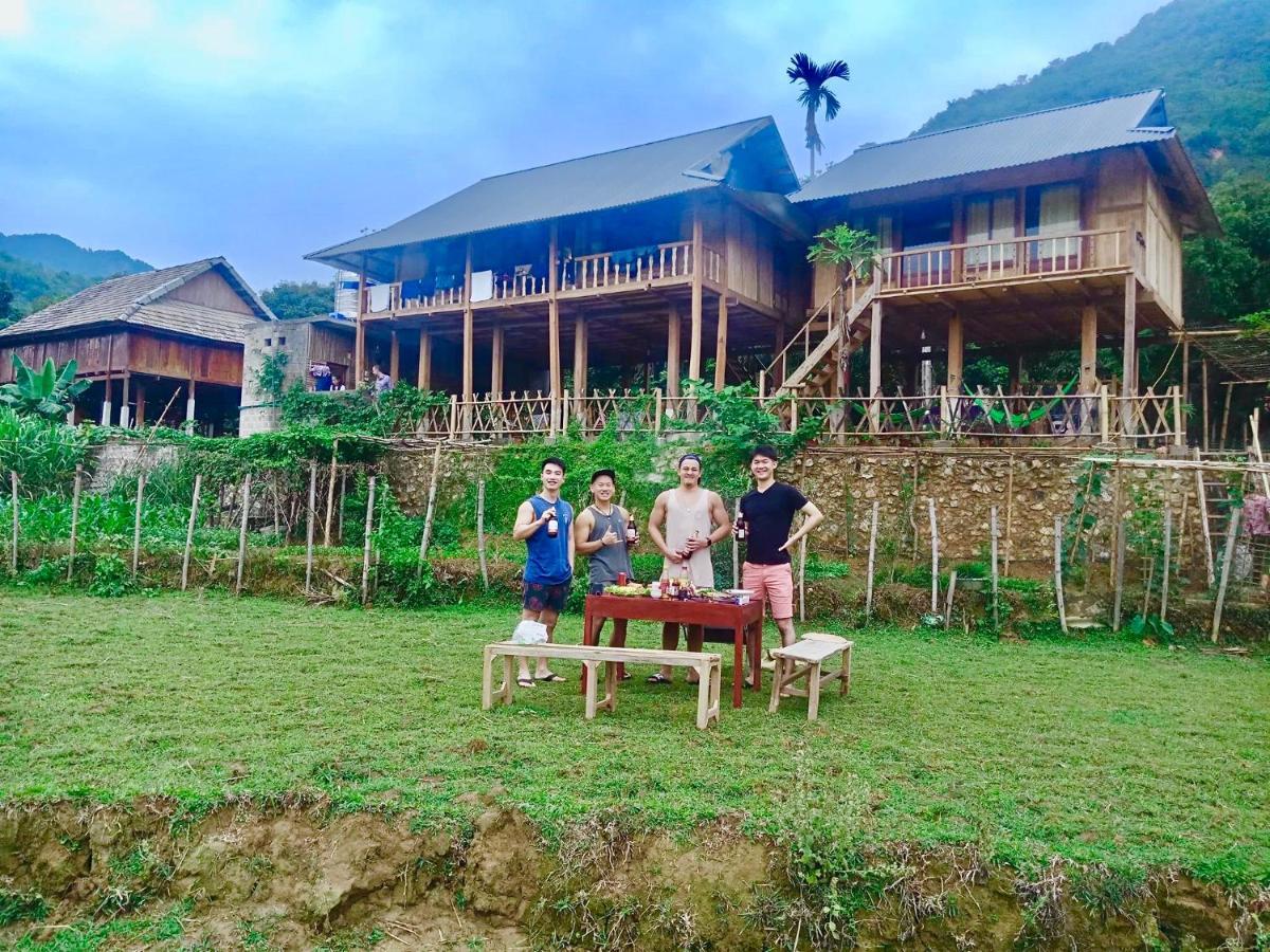 Meadow Mai Chau Homestay ภายนอก รูปภาพ