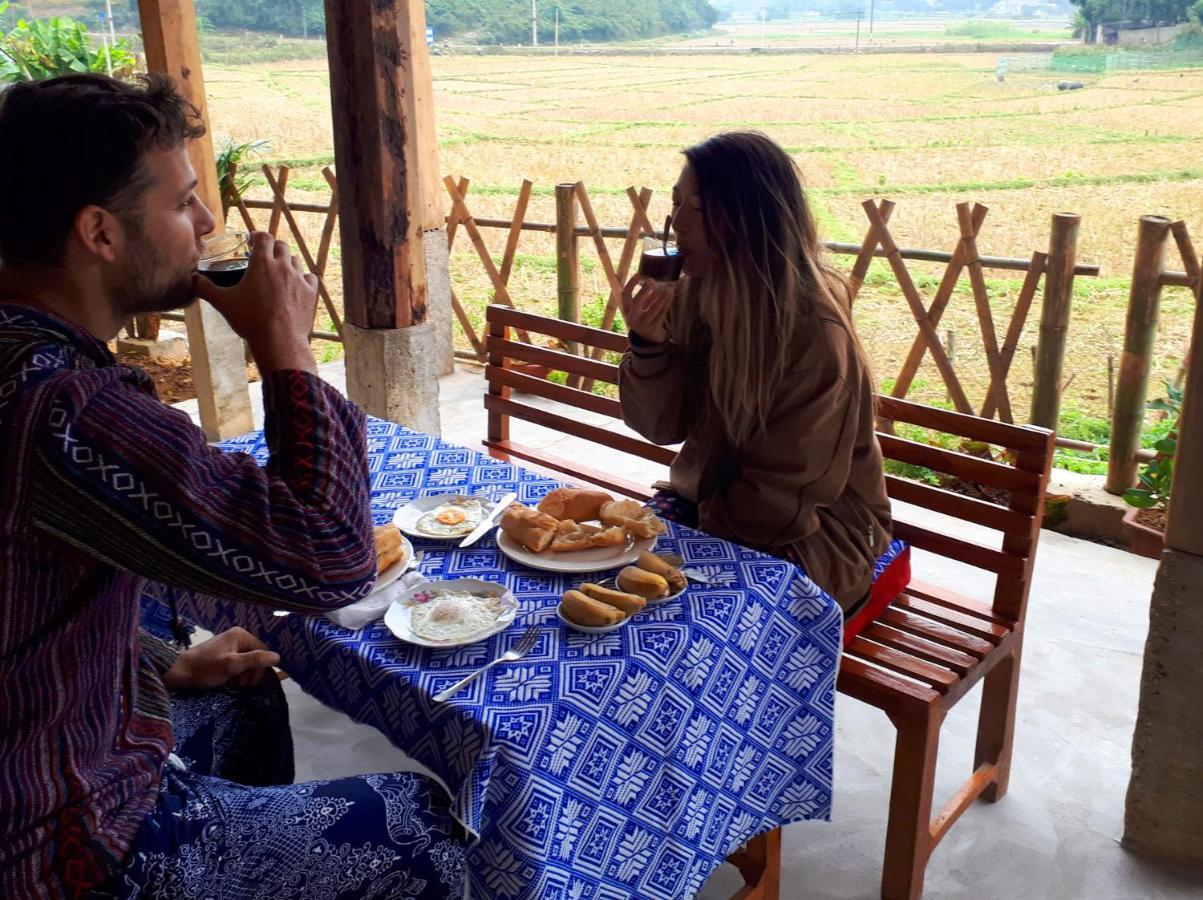 Meadow Mai Chau Homestay ภายนอก รูปภาพ